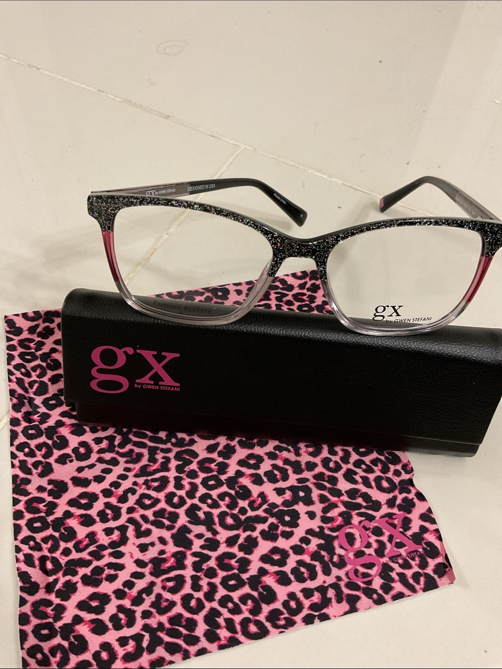 NWT GX by Gwen Stefani Black Glitter/Pink GX104 BLK